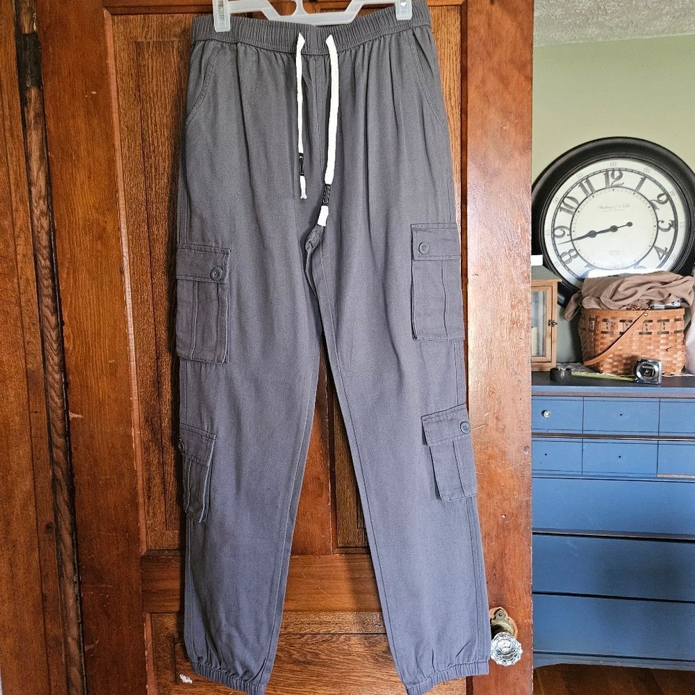 Mens Gray Cargo Pants Size L Drawstring Waist New Without Tags 30" Wst - Picture 2 of 10